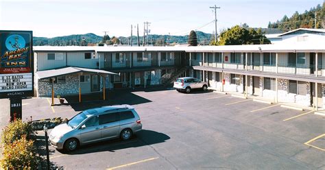 anchor inn oregon coast.